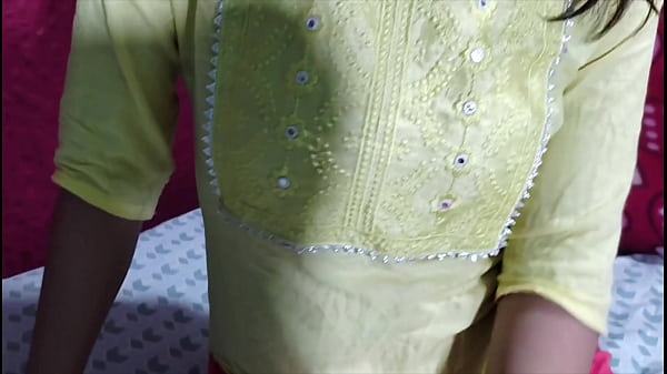 Desi Bhabhi Ka Garam Jism Aur Bheekari Ki Lambi Chudai