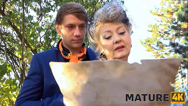 MATURE4K. Charmer Is Enticed Into Outdoor Sex With The Horny Servant
