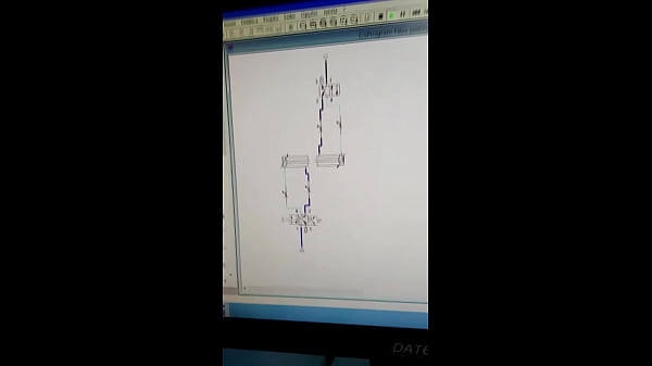ATUADOR PNEUMÁTICO DOTADO ARREGAÇANDO SEU COLEGA DE TRABALHO NO FRANGO ASSADO AO SOM DE A GRANDE FAMÍLIA