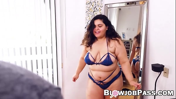 Fat Karla Lane Does A Wet Blowjob For Spunk In Her Maw