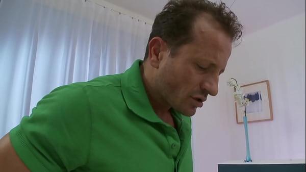 Sarah Gets Her Rump Fucked Rough And Seed Splashed On Her Chest