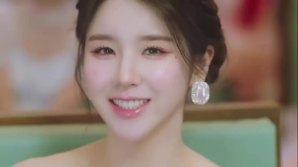 Loona Flip That MV