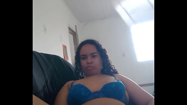 POV: ESFRIOU LA FORA MAS MINHA BUCETA SE MANTÉM QUENTE E MOLHADA O TEMPO INTEIRO POIS SOU UMA PUTINHA PERVERTIDA