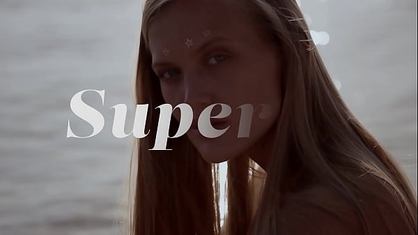 Seductive Moments With Sexy Chick Dasha Elin - SUPERBE