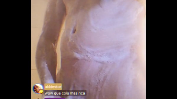 Duchandome En Vivo Y Calentando Al Público