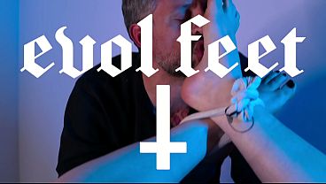 Do You Like Licking Toes During Sex?