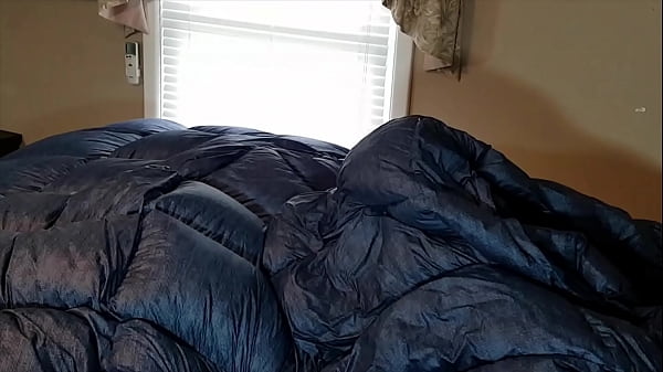 This Comforter Is So Puffy I Can't Stop Grinding It
