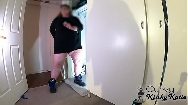 Steamy Filthy Chubby Smokes And Pisses In Her Closet While Wiggling Her Massive Butt