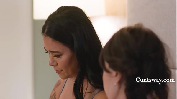 Stepdaughter's Bloom, Les Stepmom's Prohibited Doom - Dana Vespoli, Chloe Surreal