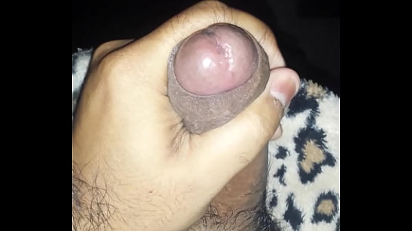 ACORDANDO COM O PAU DURO E MELADO. . . .E MELADO DE PORRA!!!