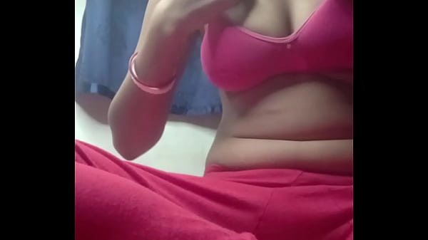 Desi Village Bhabi Chut Se Khealty Hui Slit Finger Play