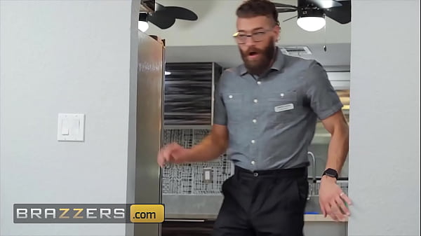 (Xander Corvus) Cant Resist (Joslyn Wedges) Body Plows All Of Her Orifices Before Presenting Her An Inside Load - Brazzers
