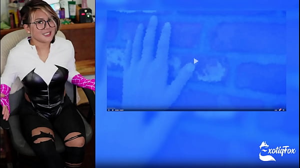 GWEN STACY GETTING RAW RAILED BY VENOM - ExotiqFox Solo Gooner Chick Self-pleasure Gooning