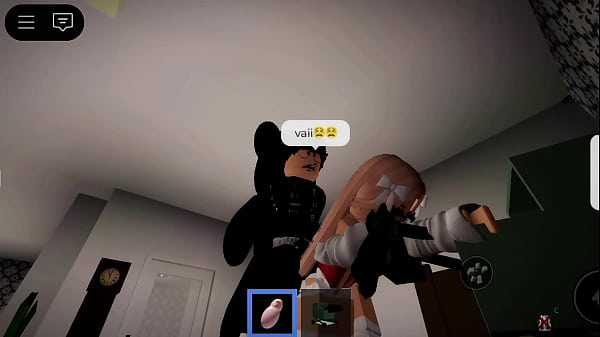 Novinha Branquinha Toma Piroca Em Apartamento No Roblox