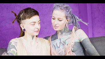 Shy Tattooed Alt Teen’s First Backdoor Peak With Doxy Finger Play