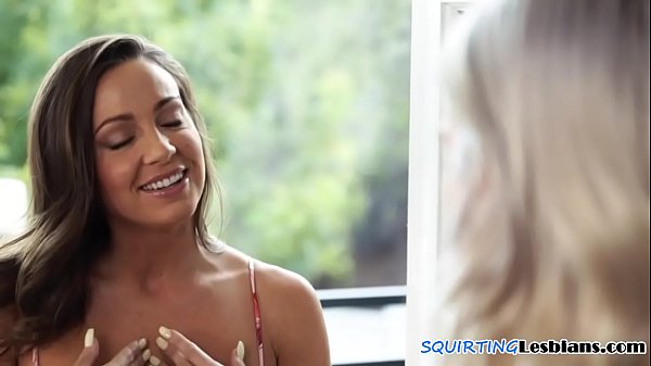 Flooding Lesbian Gushing Into Girls Lips
