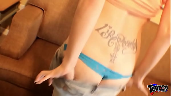 Nerdy Food Delivery Gal With Massive Butt Screwing Black Rod