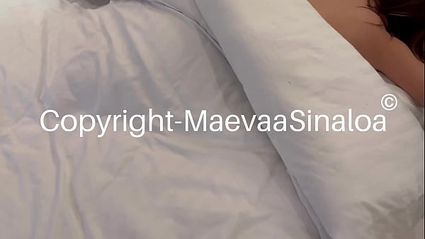 Maevaa Sinaloa - Je Me Fais Réveiller Par La Bite Toute Dur Du Collègue De Mon Mec , Il Jouit En Moi