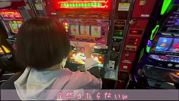 【素人カップルの日常V Log】ゲーセンで遊んだ後に家に戻って臭いおちんちんとおまんこをお互いくまなく舐めて中出しでイキまくるカップル。