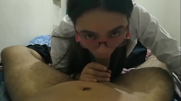 POV Alumna Del Colegio Federal De Ciudad De México Amando La Verga De Su Hermanastro Con Pasión ( Hermanastro Necesito Dinero) Soy Virgen Pero Estoy Dispuesta A Lo Que Quieras.
