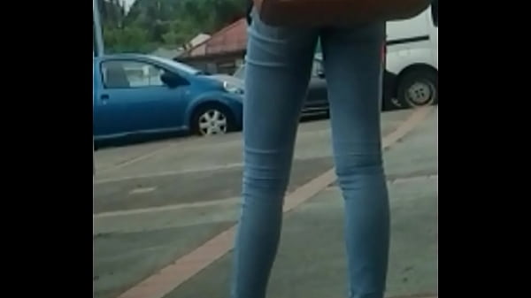 Candid Ebony Cutie Snug Jeans