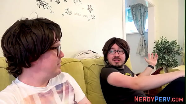 Yorkshire Geek Jizzes Into Brits Muzzle