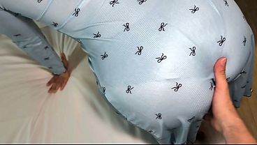 I Went To Make My Stepson's Bed, And He Got Stimulated When He Saw My Colossal Booty