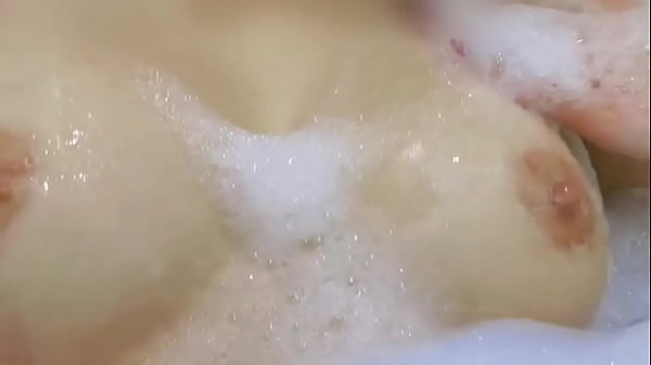 Stepmama Phat Backside In Bathroom