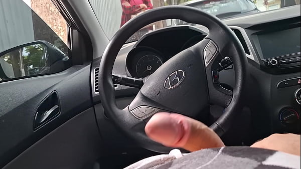 Punheta Arriscada Na Rua Para Estudante Em Público!