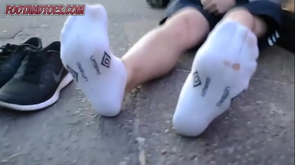 Damian Presents His Beautiful Feet