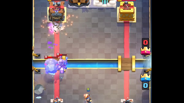 PRINCESA CLASH ROYALE - DUENDE CLASH ROYALE - AREM DE CLASH ROYALE