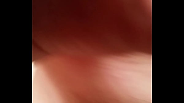 Teen Fat Chick Amanda Masturbate Showcases Off Her Hairy Fat Cunt