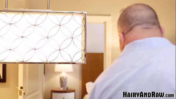 HAIRYANDRAW Gay DILF Dante Kirkdale Uncut Breeds Sebastian Sax
