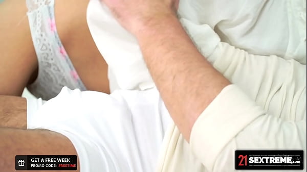 21 SEXTREME - Old Bloke Hammers Natural Titted Dominica Phoenix For Dessert