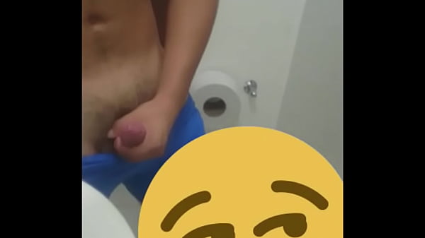 Una Tarde Calurosa Y Mi Pene Lo Sabe