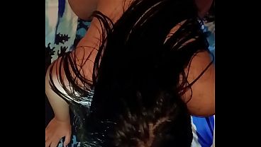 Cuando Mi Esposa No Esta Es Mi Hijastra Quien Me Da Las Mamadas Antes De Ir A La Cama!!