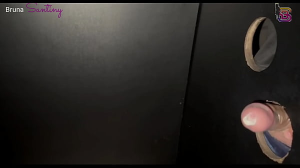 Mais Um Dia Eu Sendo Puta De Corno No GloryHole COMPLETO NO RED3