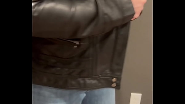 Tense Jeans Oversized Backside Chick Let Me Grope