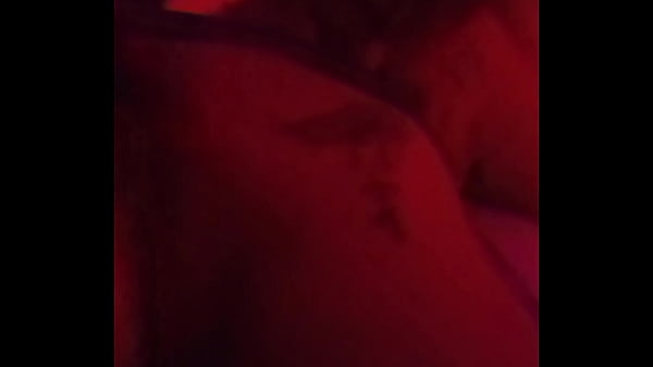 Cogida Por Otro Chico Durante Una Video Llamada Con Mi Cornudo