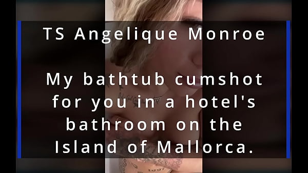 TS Angelique Monroe - Bathtub Cumblast