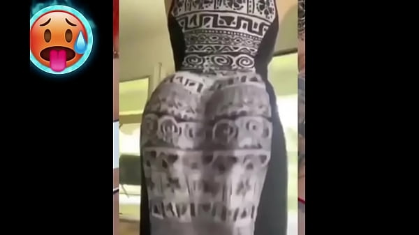 Só Gostosas Rebolando A Bunda Gigante Big Behind Wiggle Oversized De Loiras Muito Rabudas