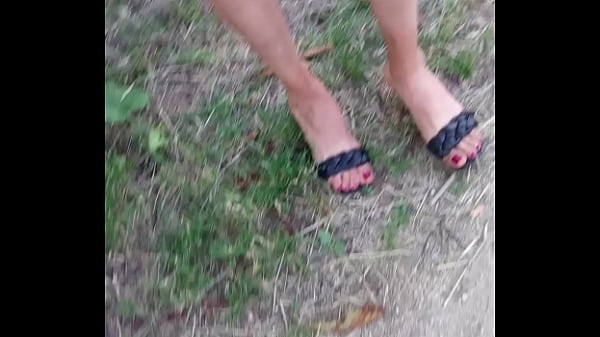 Arab Milf Prostitute With Impressive Sultry Soles And Heels