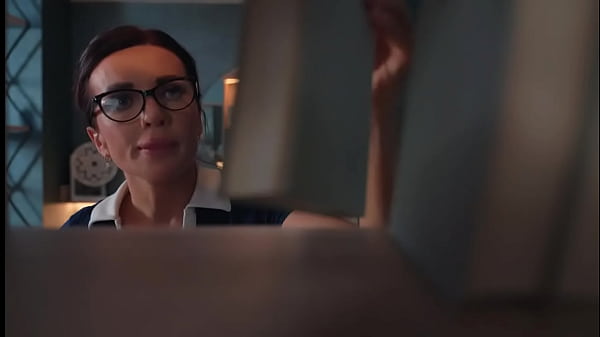 PROFESSORA PEGOU ALUNO SE MASTURBANDO E ACABOU TRANSANDO (LEGENDADO)