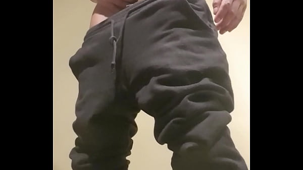 En El Gym A Escondidas. Hacemos Ejercicio Juntos?