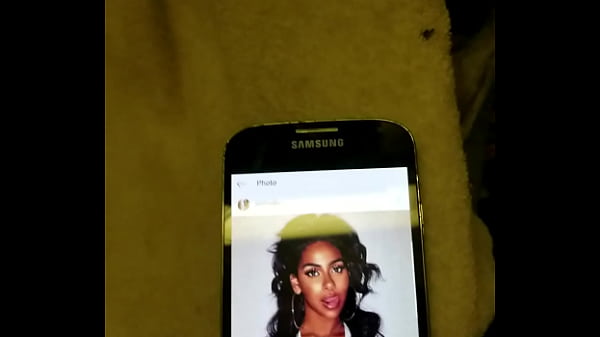 Ayisha Diaz Cumtribute