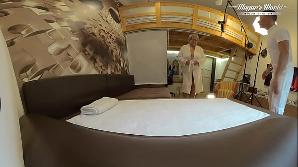 Behind The Scenes Of BBW Granny Babet Gets Her Honeypot Slammed