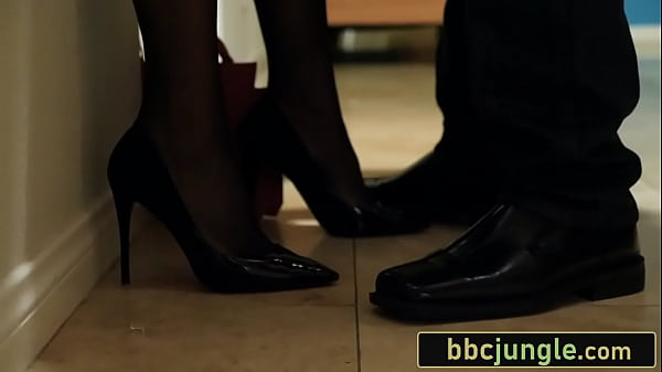 Stunning Married MILF Brings BBC Man To Plow In Front Of Her Husband (Aubrey Black)