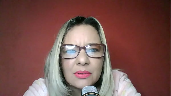INICIANDO COM A VOVÒ - ENCONTREI MINHA GOSTOSA MÃE BILOGICA