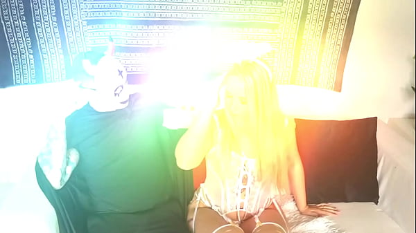 Lisa Savage Savor FIRST BACKDOOR Ever! Babe Turns To Horny Demon...!
