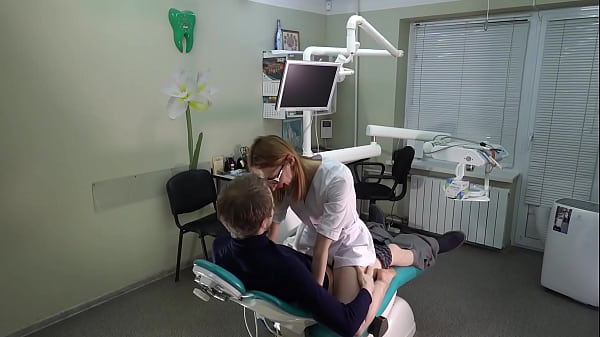 Rammed A Doctor In A Doggy Style Position In The Office During An Appointment. We Stuffed In An On Top Position, Then She Gave Me An Oral On Knees. Face Shot Load Shot